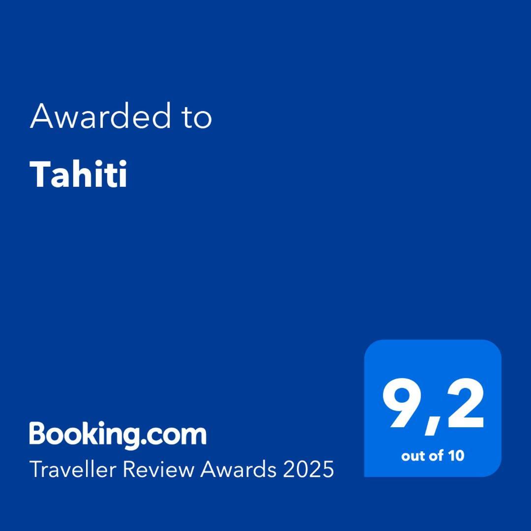 Tahiti Apartment Вроцлав Екстериор снимка